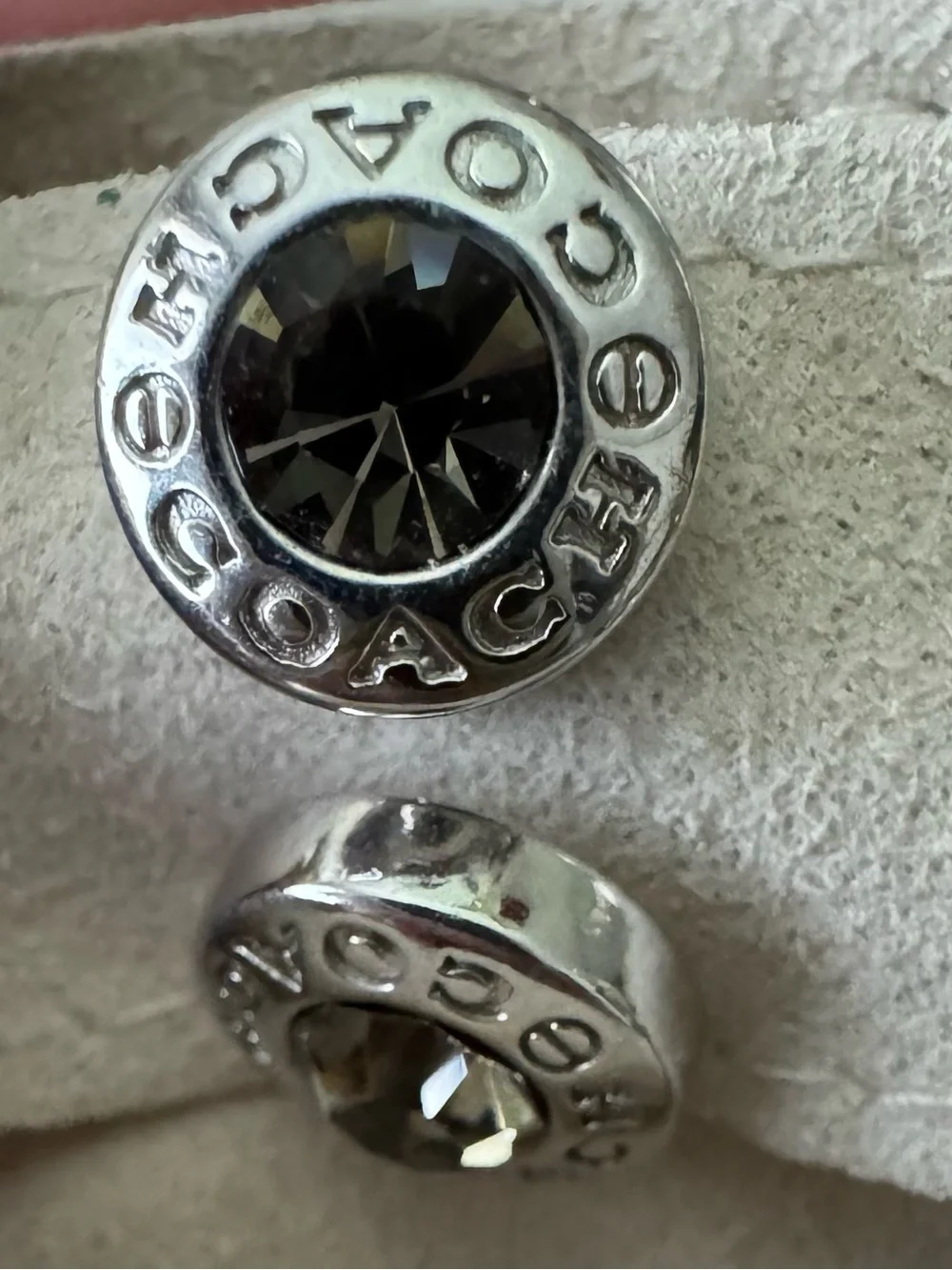 Coach earrings - Picture 2 of 2